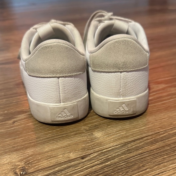 Adidas womens VL Court 3.0 White and Green Sneakers - Picture 4 of 7